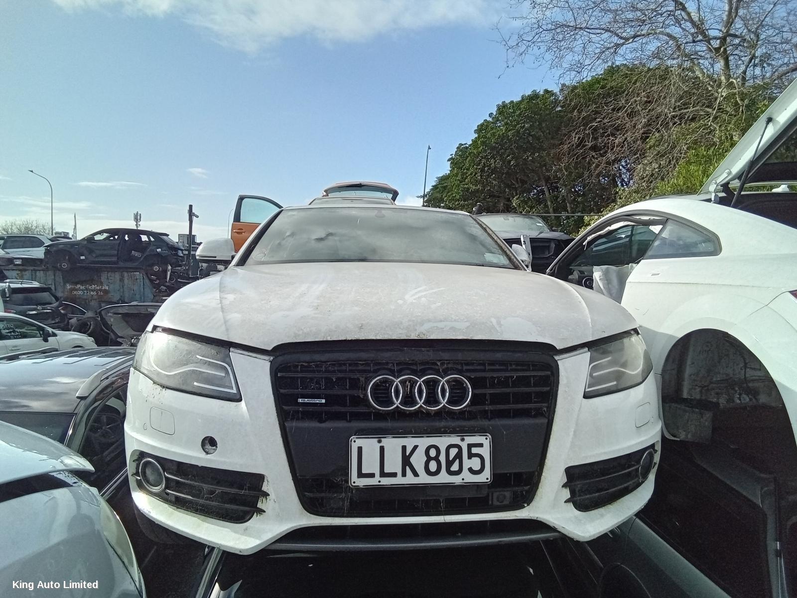 Audi A4 2008 Left Guard thumbnail 1