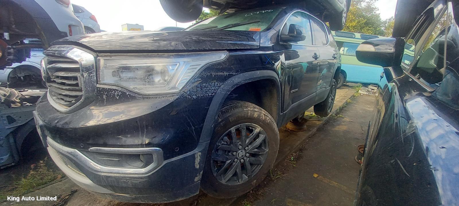 Holden ACADIA 2018 RIGHT_REAR_DOOR_SLIDING thumbnail 3