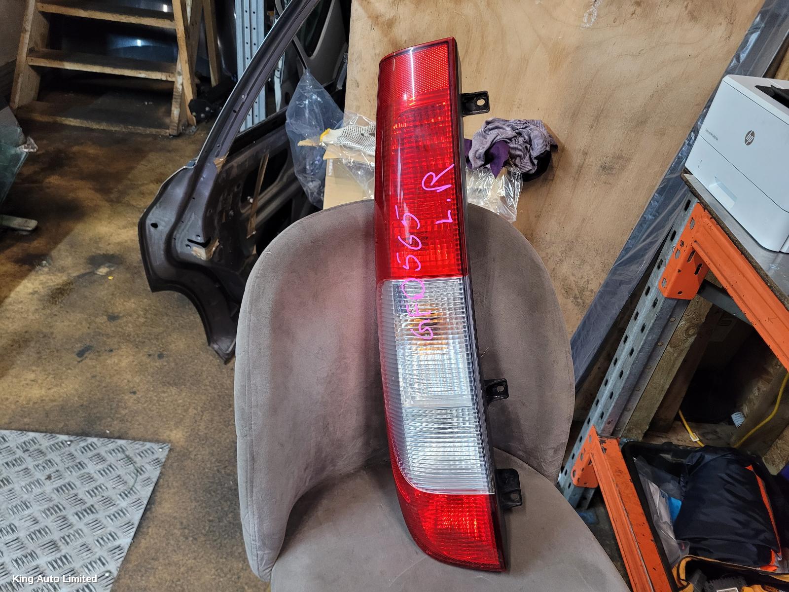 Mercedes-Benz VIANO 2005 Left Taillight thumbnail 2