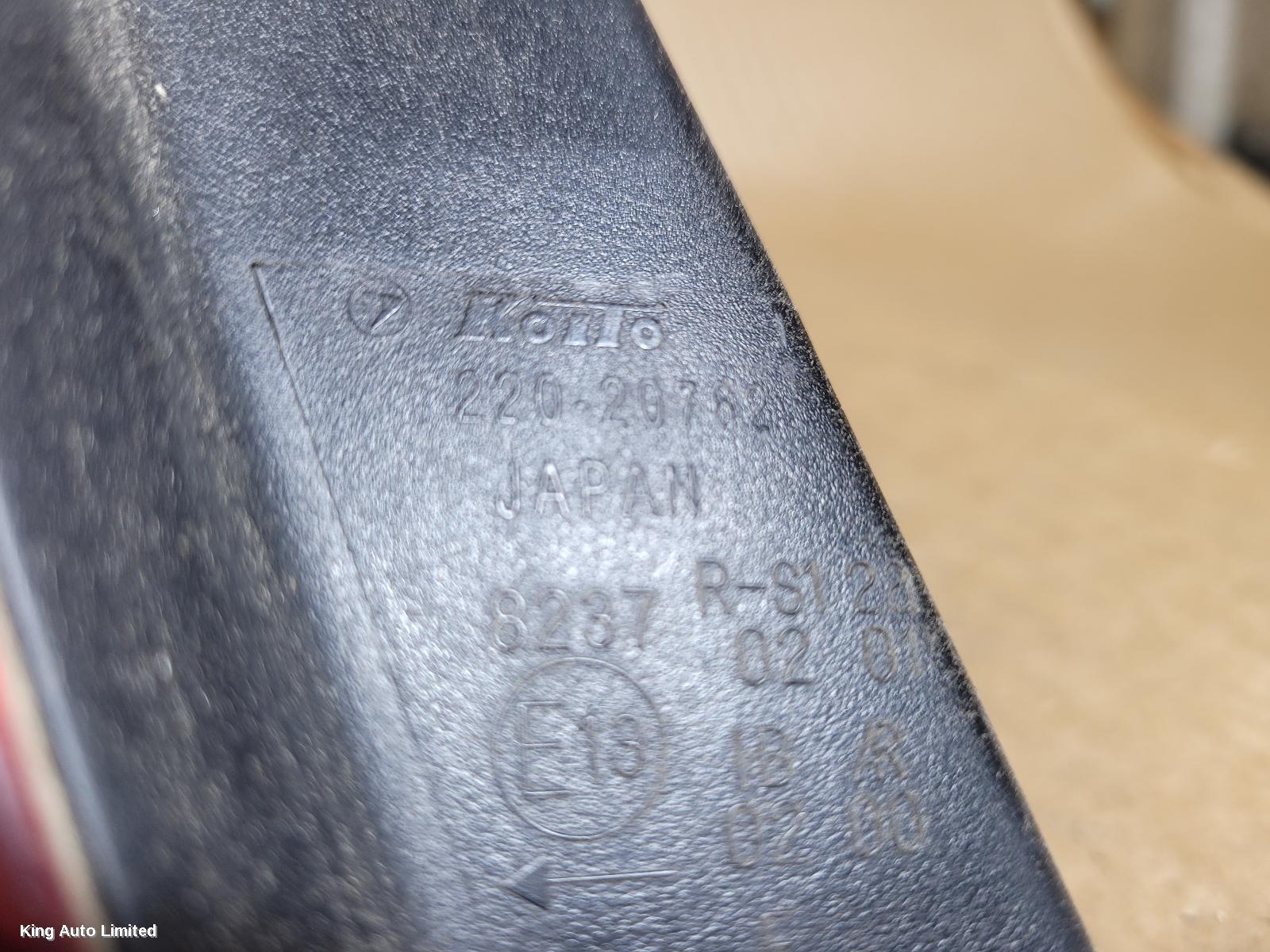 Subaru FORESTER 2004 Left Taillight thumbnail 2