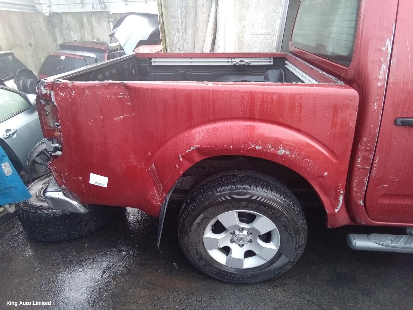 Nissan NAVARA 2011 Engine thumbnail 3