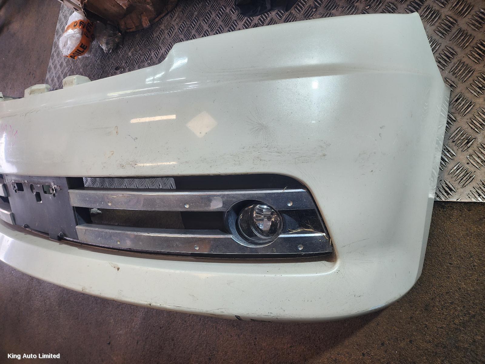 Nissan SERENA 2006 Front Bumper thumbnail 2
