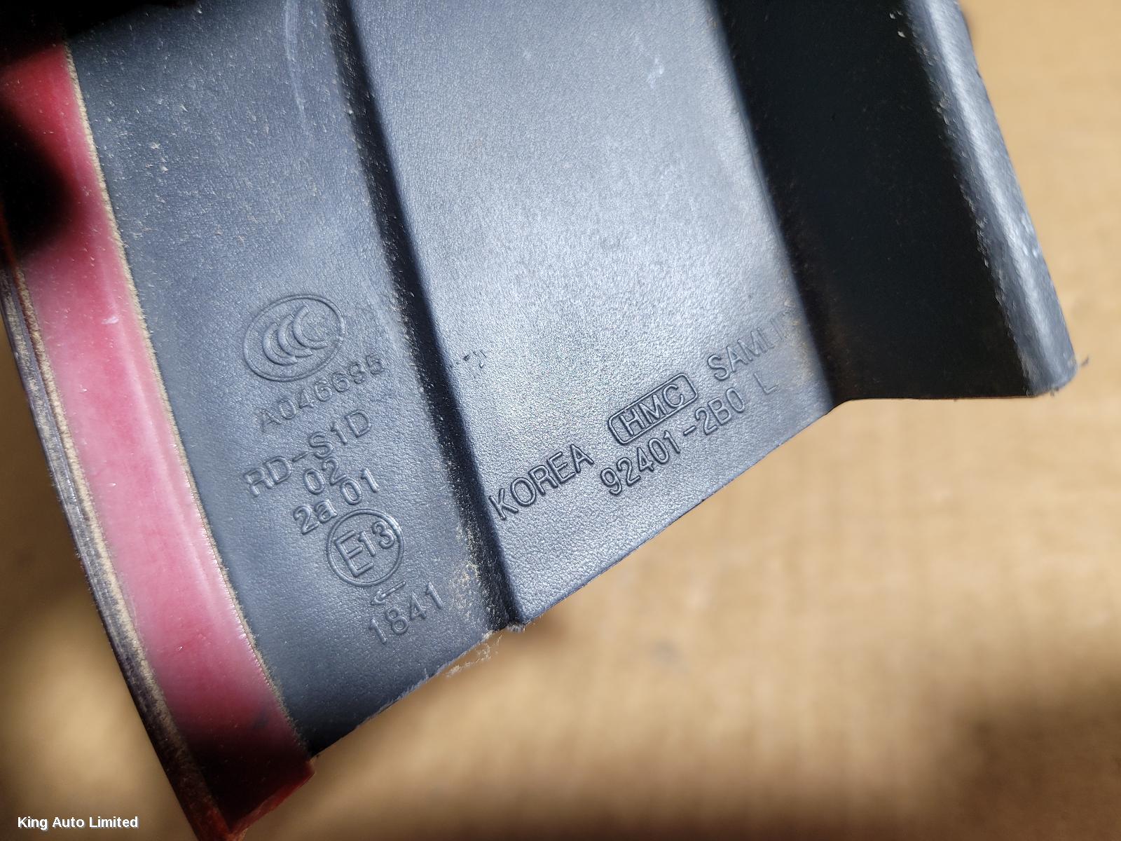 Hyundai SANTA FE 2007 Left Taillight thumbnail 2