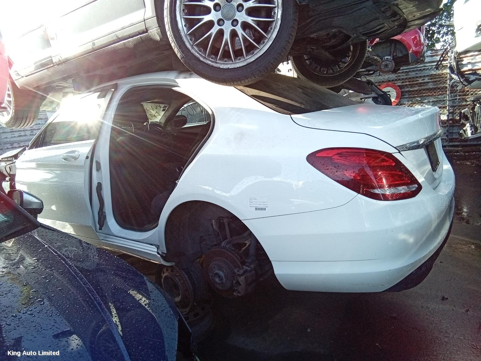 Mercedes-Benz C CLASS 2014 RIGHT_REAR_DOOR_SLIDING thumbnail 3