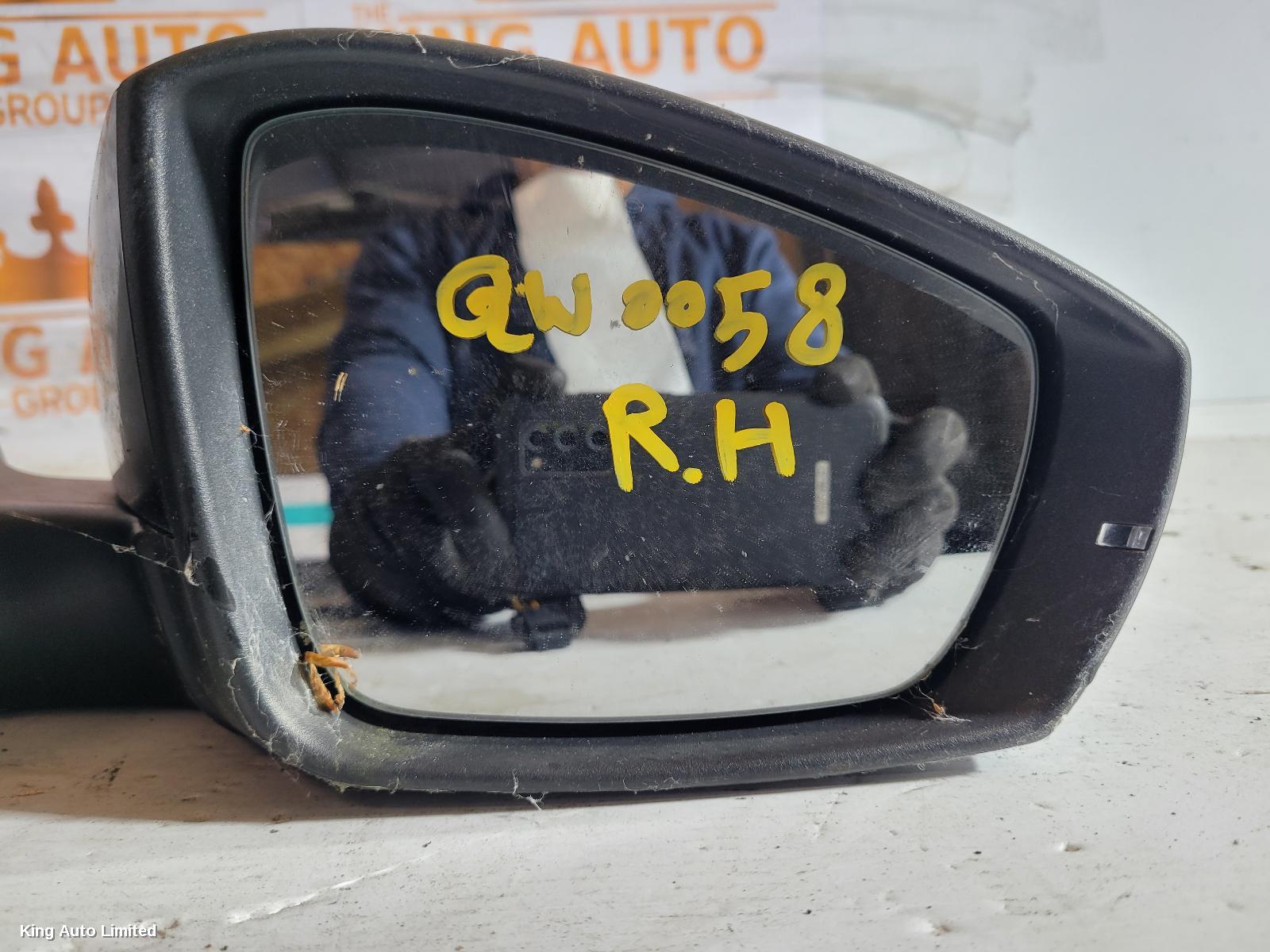 Volkswagen POLO 2012 Right Door Mirror thumbnail 2