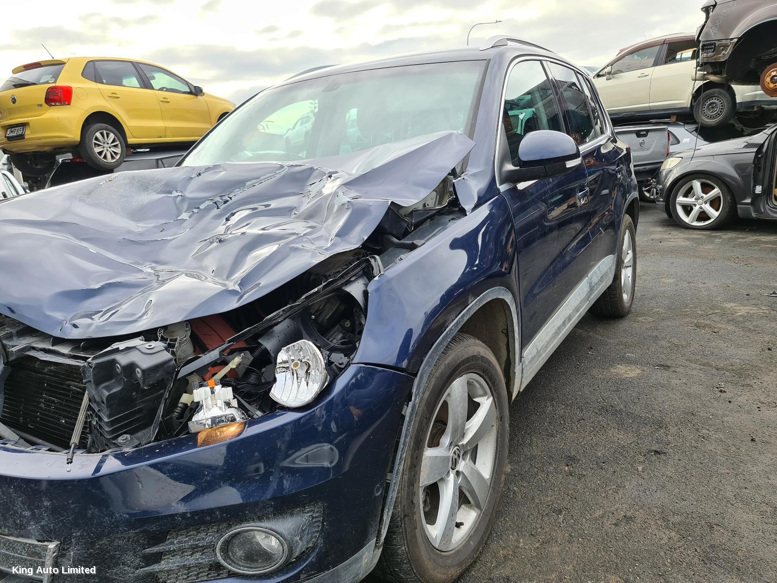 Volkswagen TIGUAN 2012 Starter thumbnail 2