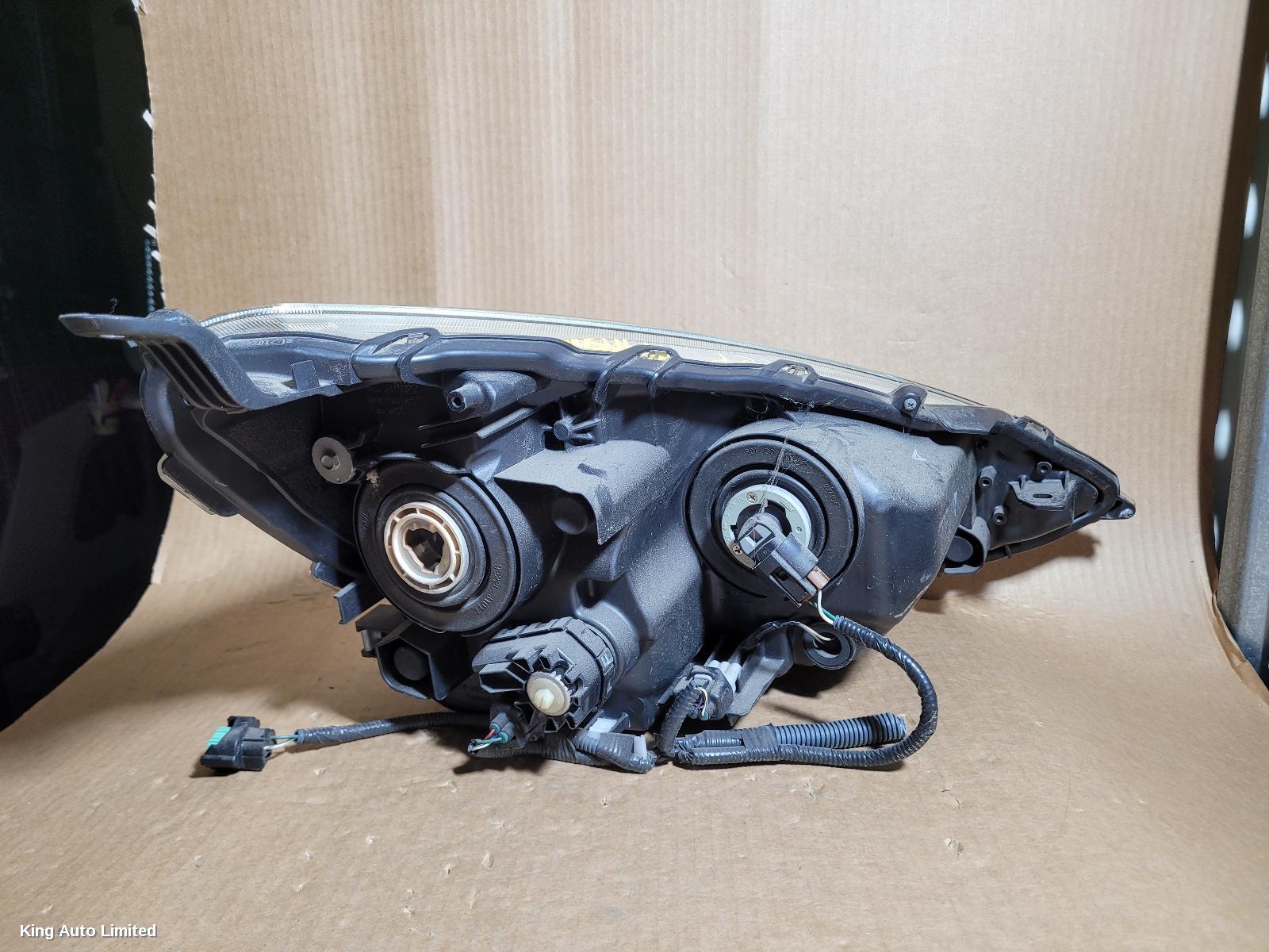Toyota PRIUS 2015 Left Headlamp thumbnail 2