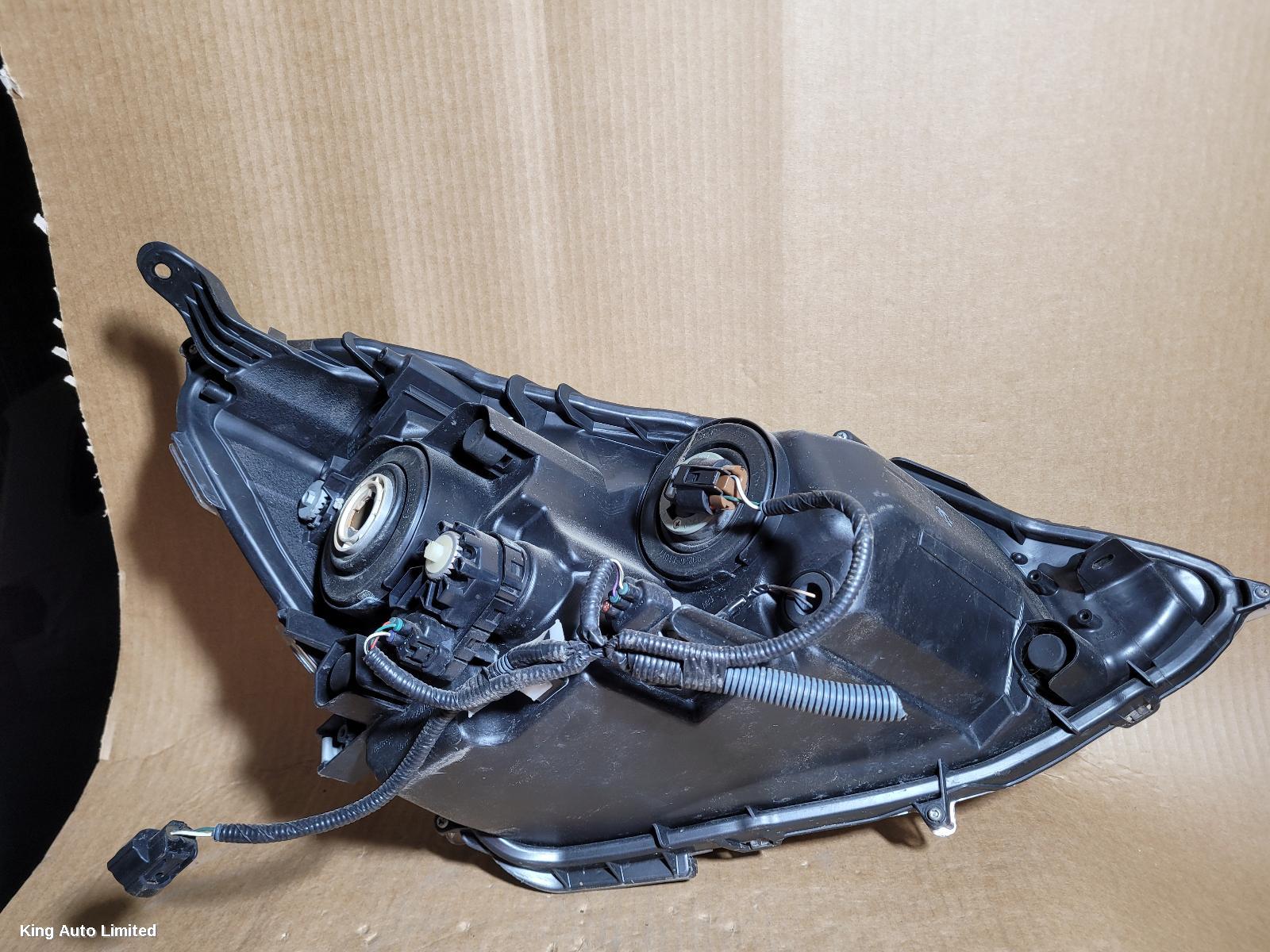 Toyota PRIUS 2015 Left Headlamp thumbnail 3