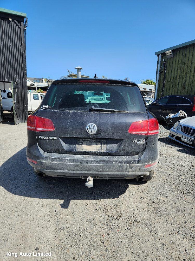 Volkswagen TOUAREG 2011 Engine thumbnail 3