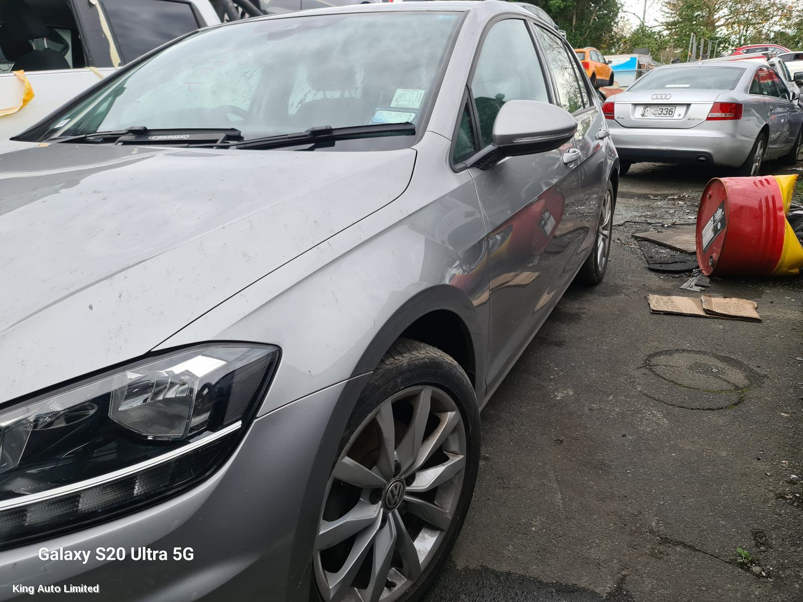 Volkswagen GOLF 2020 Left Taillight thumbnail 2