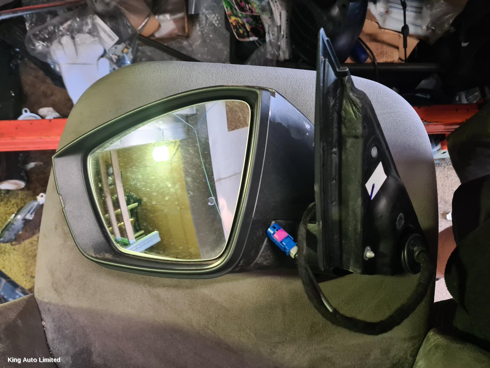 Skoda KODIAQ 2022 Left Door Mirror thumbnail 1