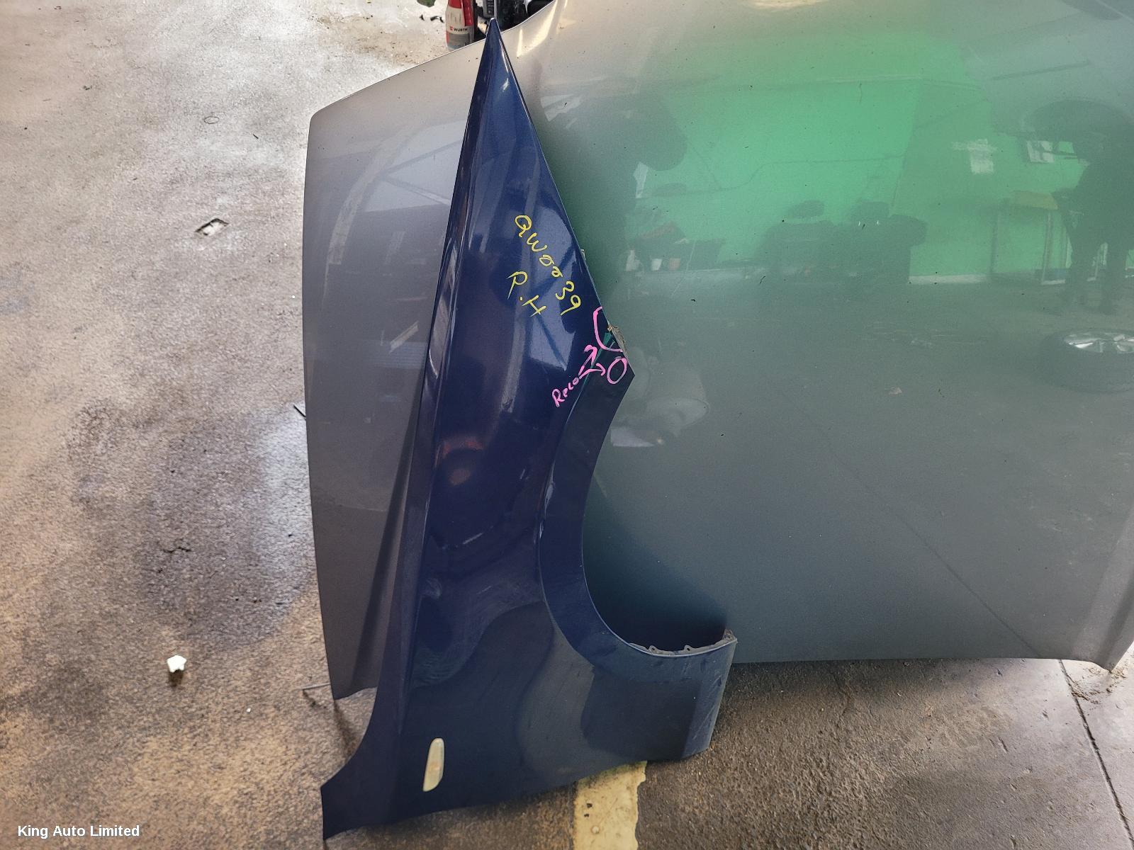 BMW - BMW 1 SERIES 2007 Right Guard