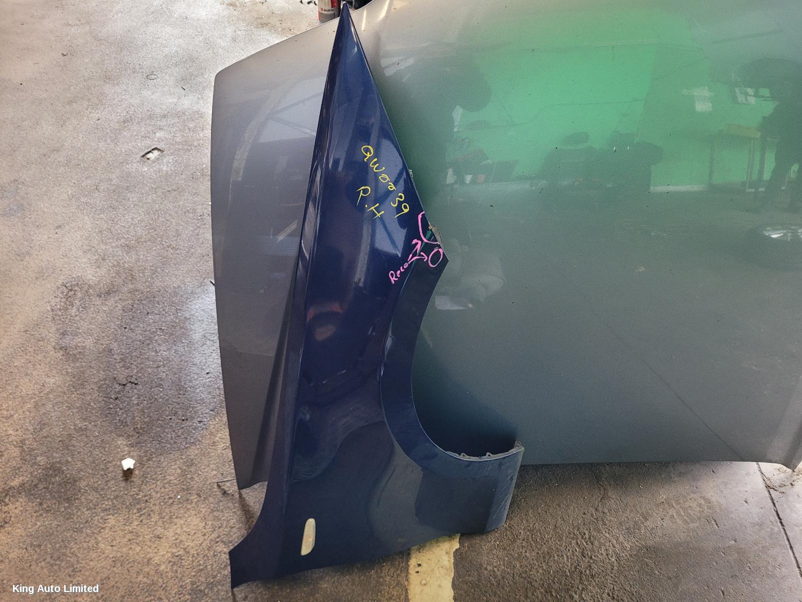 BMW 1 SERIES 2007 Right Guard thumbnail 2