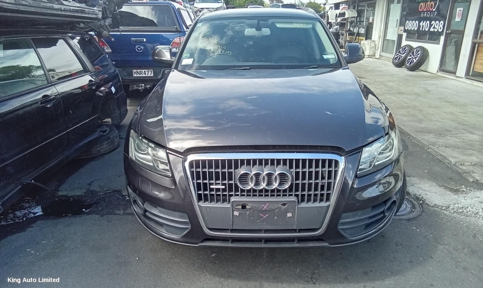 Audi Q5 2009 Bonnet thumbnail 1