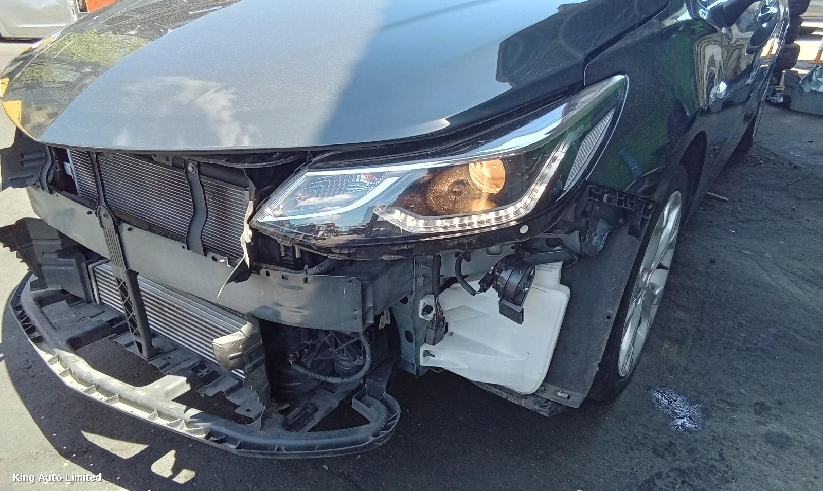 Holden ASTRA 2017 Left Front Door thumbnail 2