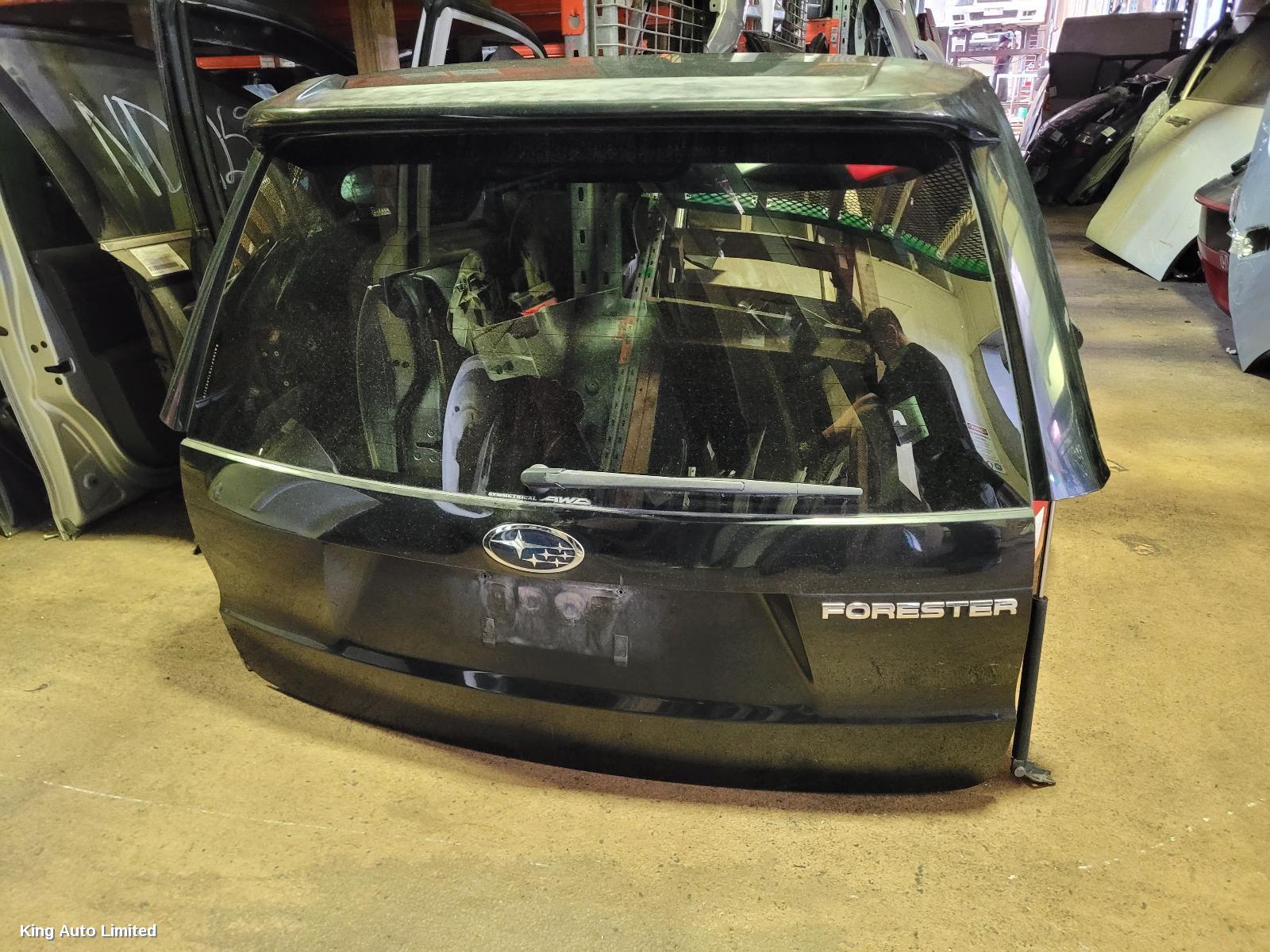 Subaru FORESTER 2010 Bootlid/Tailgate thumbnail 2
