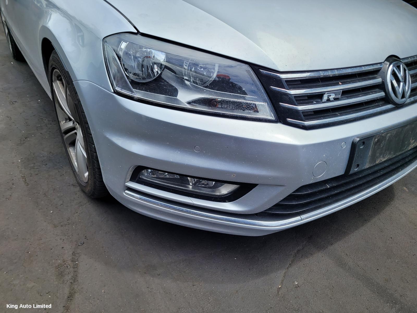 Volkswagen PASSAT 2015 Bonnet thumbnail 2