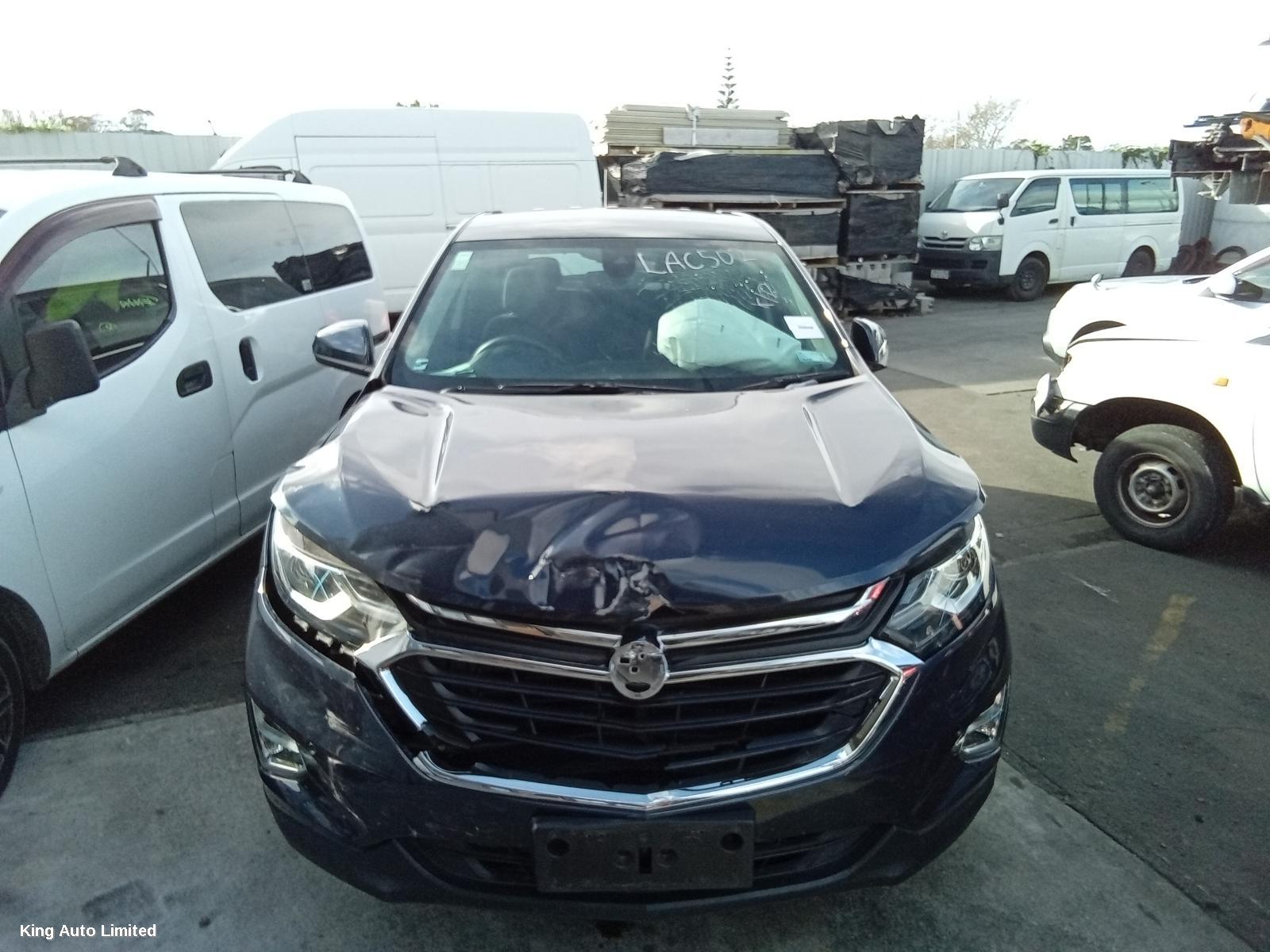 Holden - Holden EQUINOX 2017 RIGHT_REAR_DOOR_SLIDING
