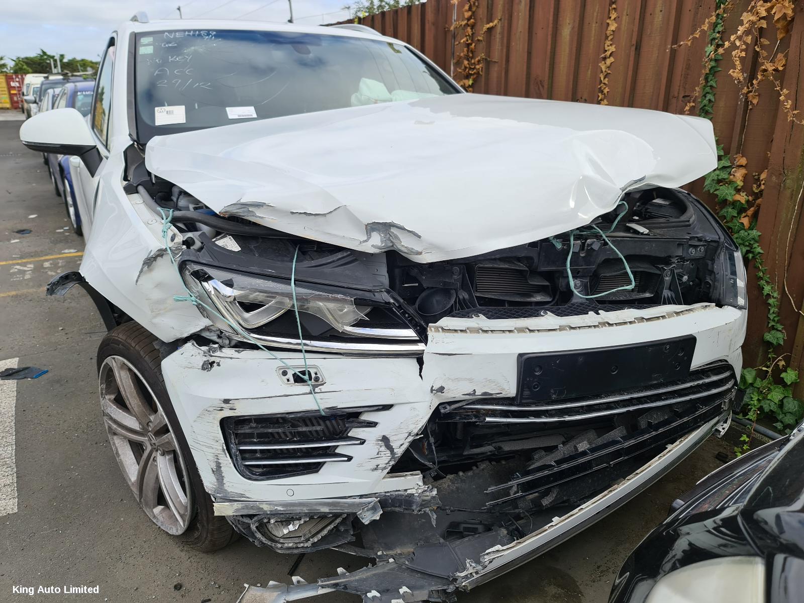 Volkswagen TOUAREG 2017 Left Door Mirror thumbnail 1