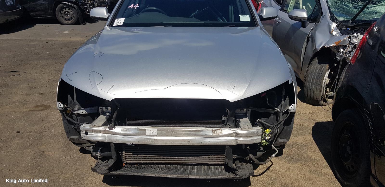 Audi - Audi A4 2012 Starter