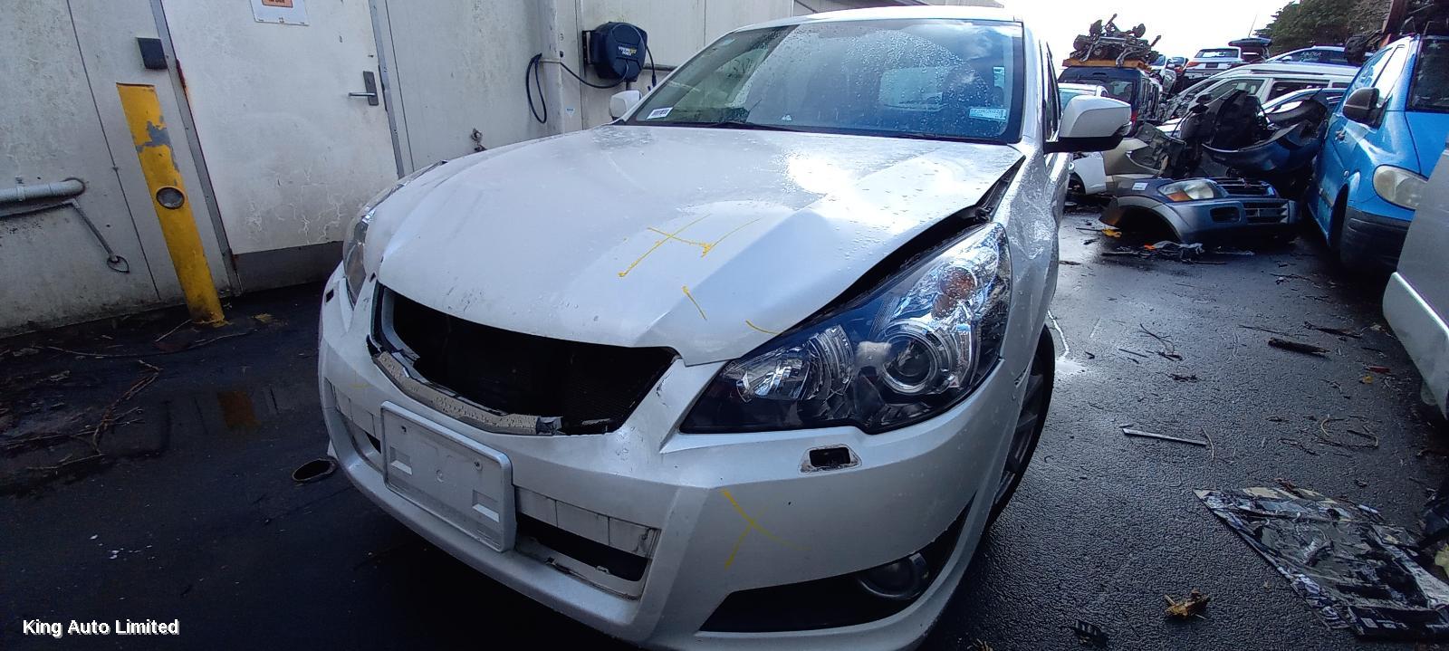 Subaru LIBERTY 2012 Rear Garnish thumbnail 3