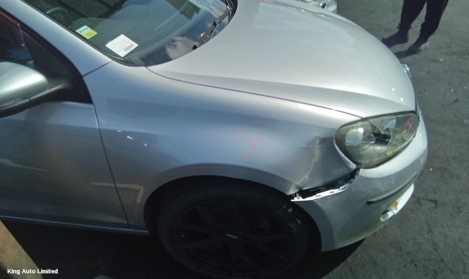 Volkswagen GOLF 2009 Right Guard Liner thumbnail 3