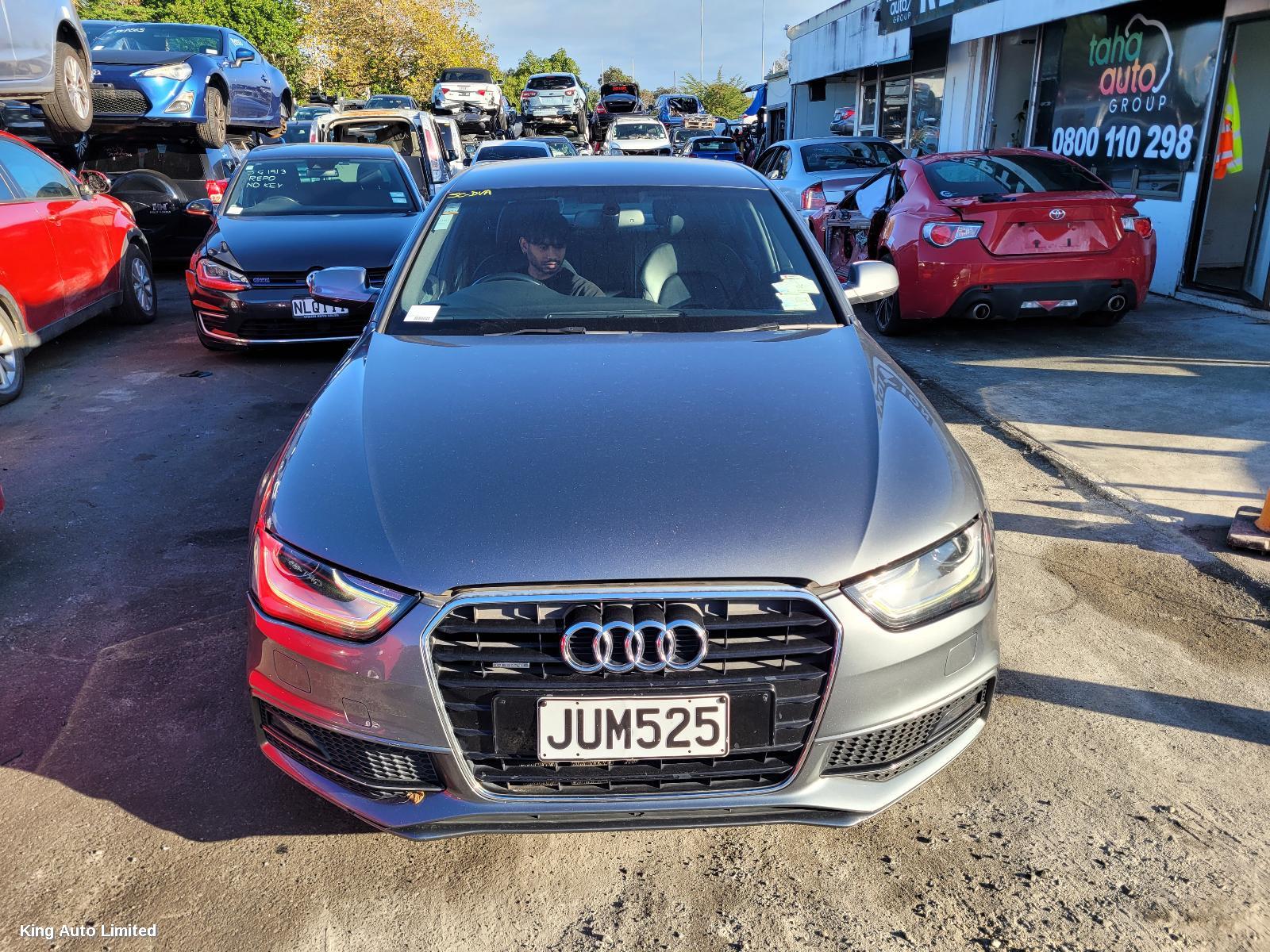 Audi - Audi A4 2013 Intercooler
