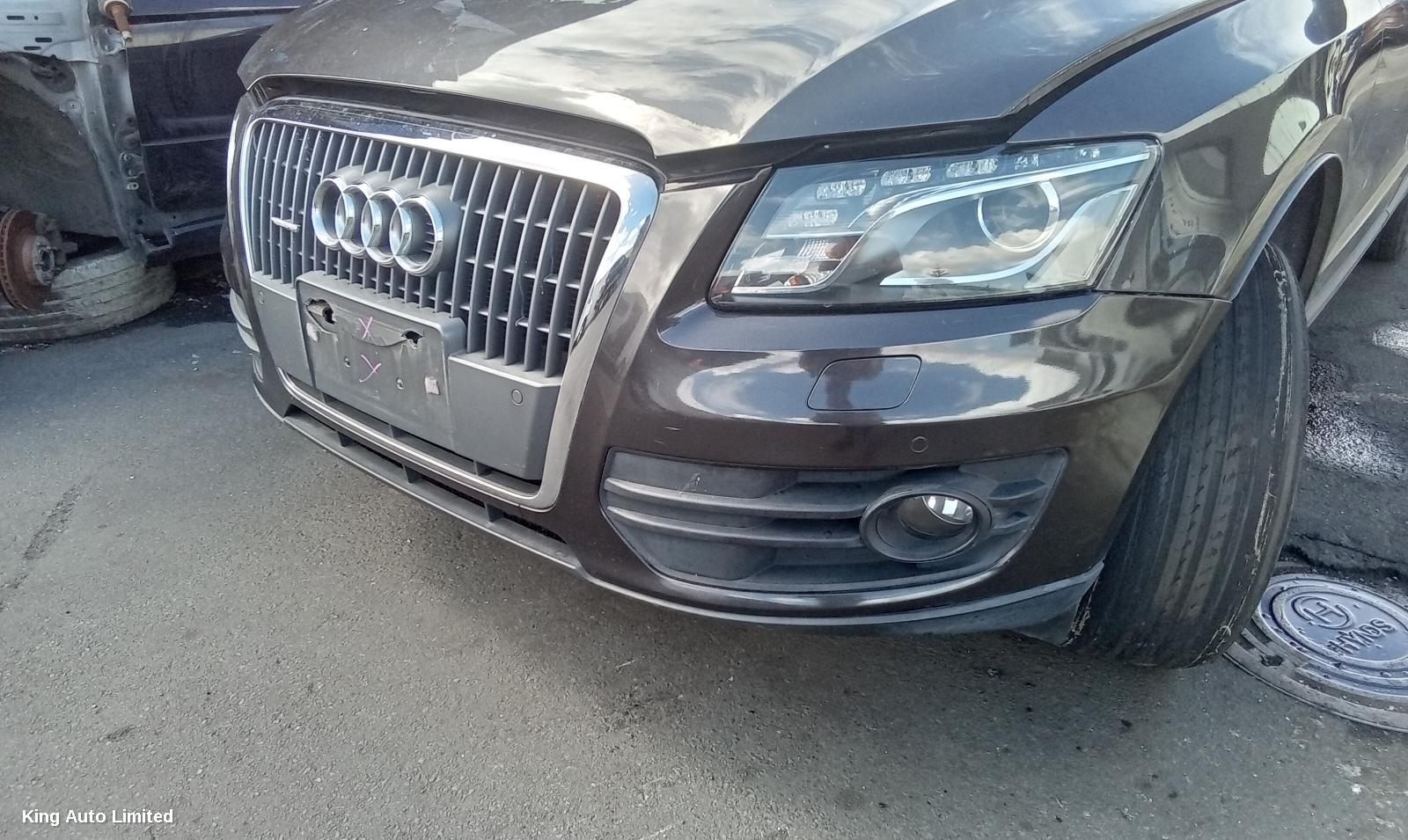 Audi Q5 2009 Right Taillight thumbnail 3