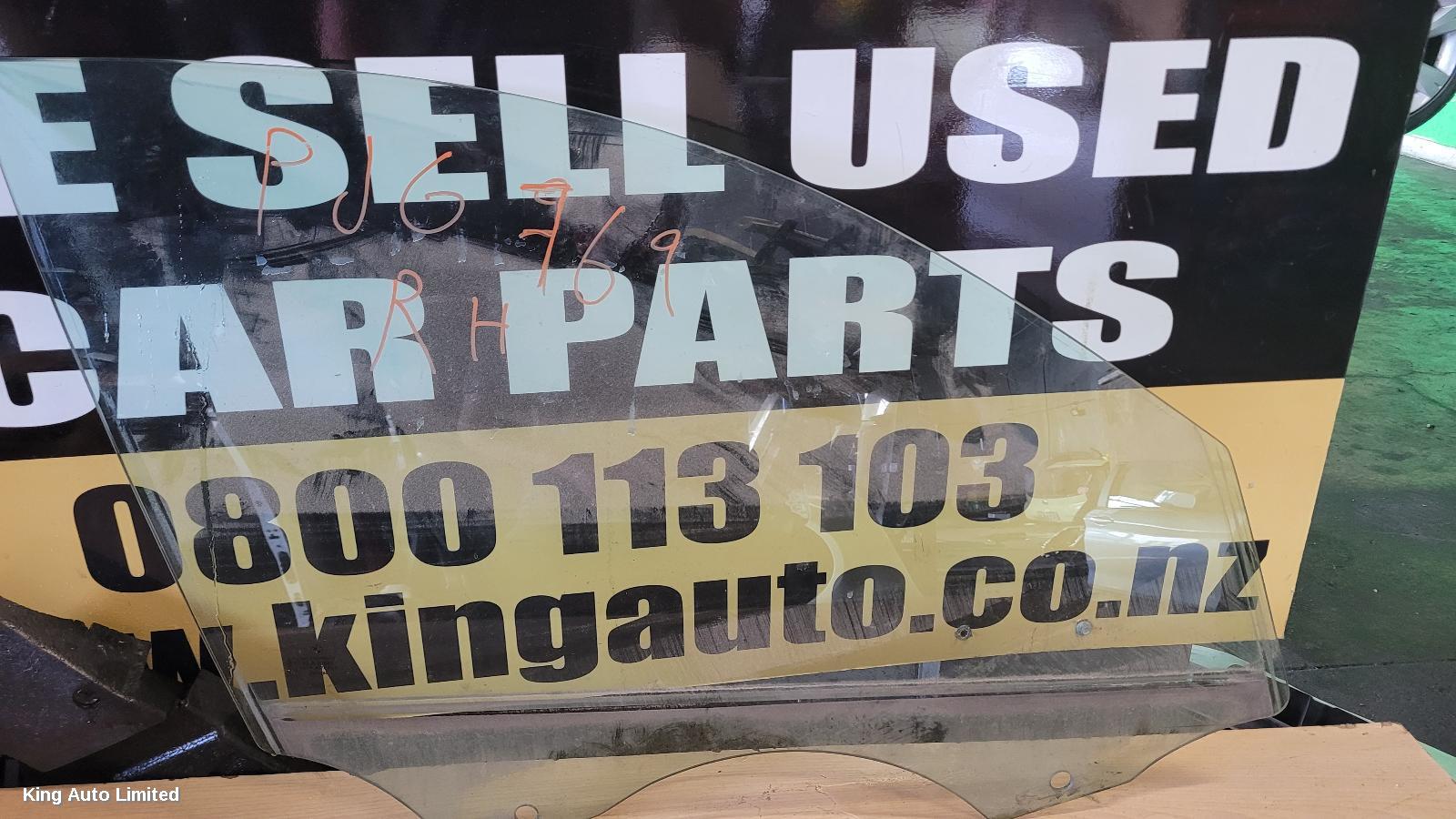 BMW 3 SERIES 2011 Right Front Door Window thumbnail 1