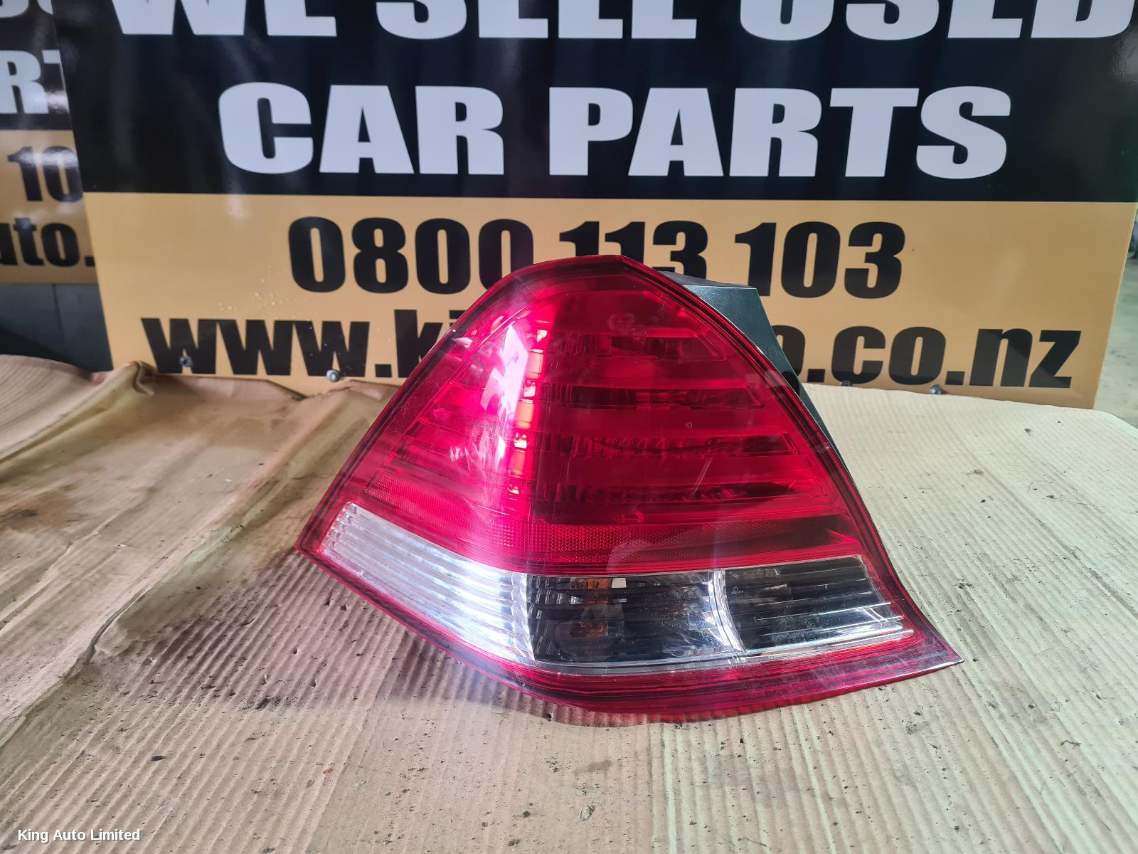 Honda ODYSSEY 2005 Left Taillight thumbnail 2