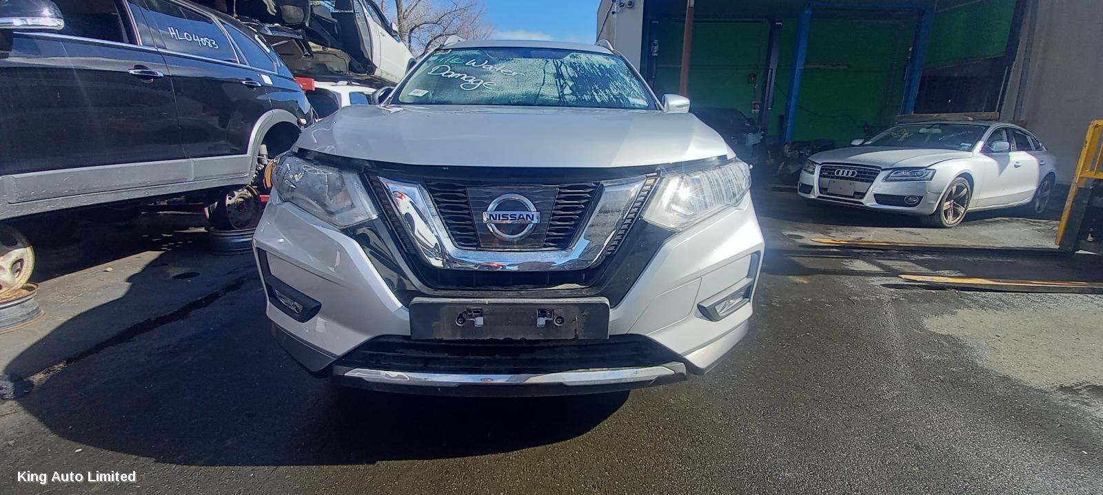 Nissan XTRAIL 2018 Left Taillight thumbnail 2