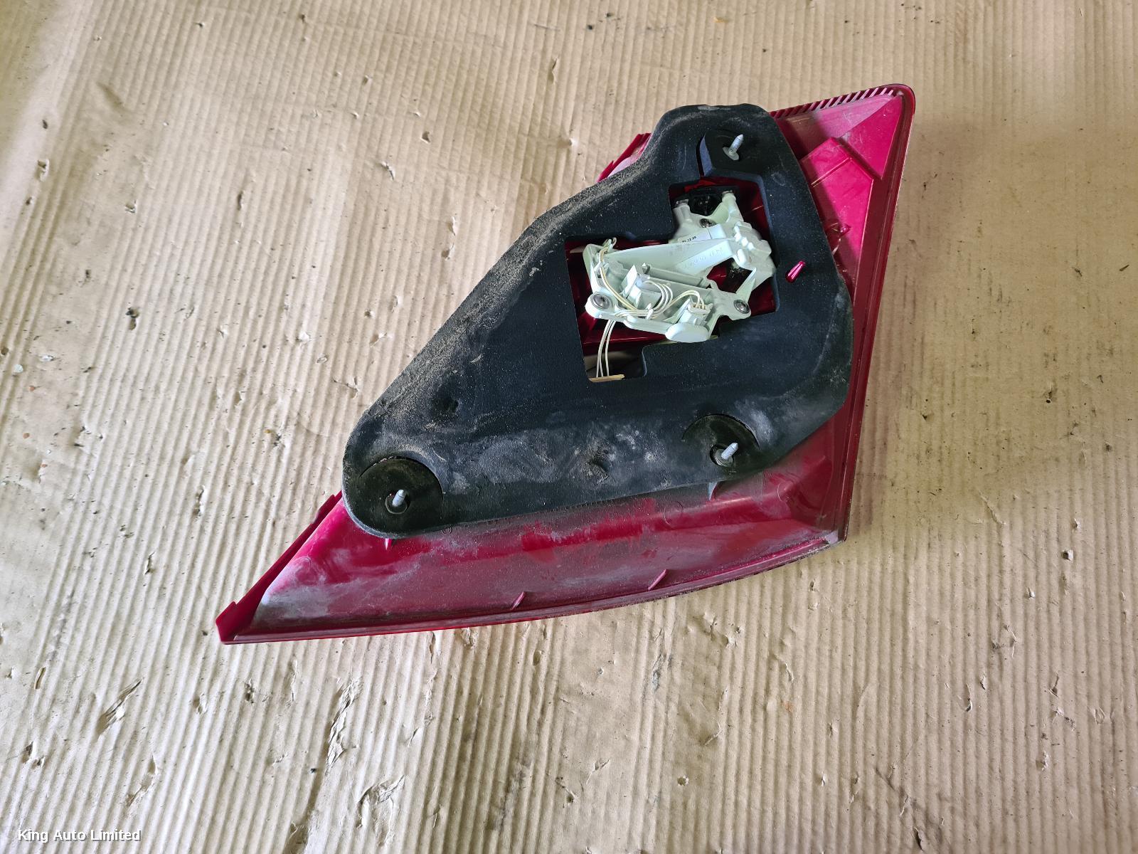 Mercedes-Benz S CLASS 2010 Left Taillight thumbnail 2