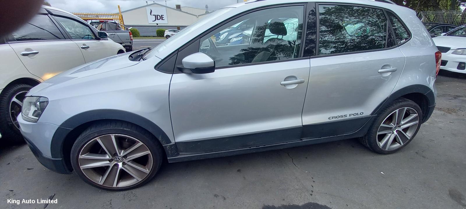 Volkswagen POLO 2011 Left Taillight thumbnail 2