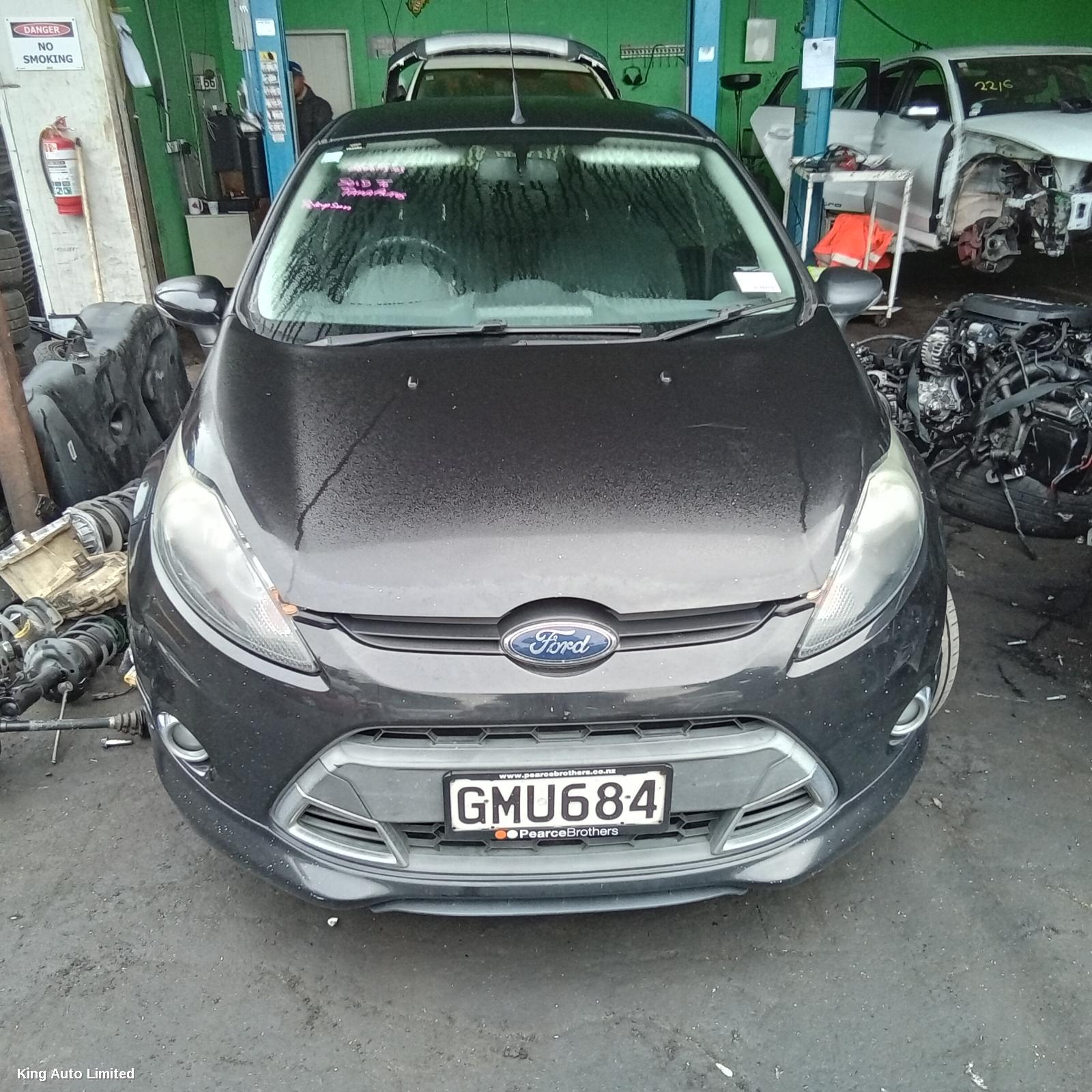 Ford - Ford FIESTA 2012 Left Taillight