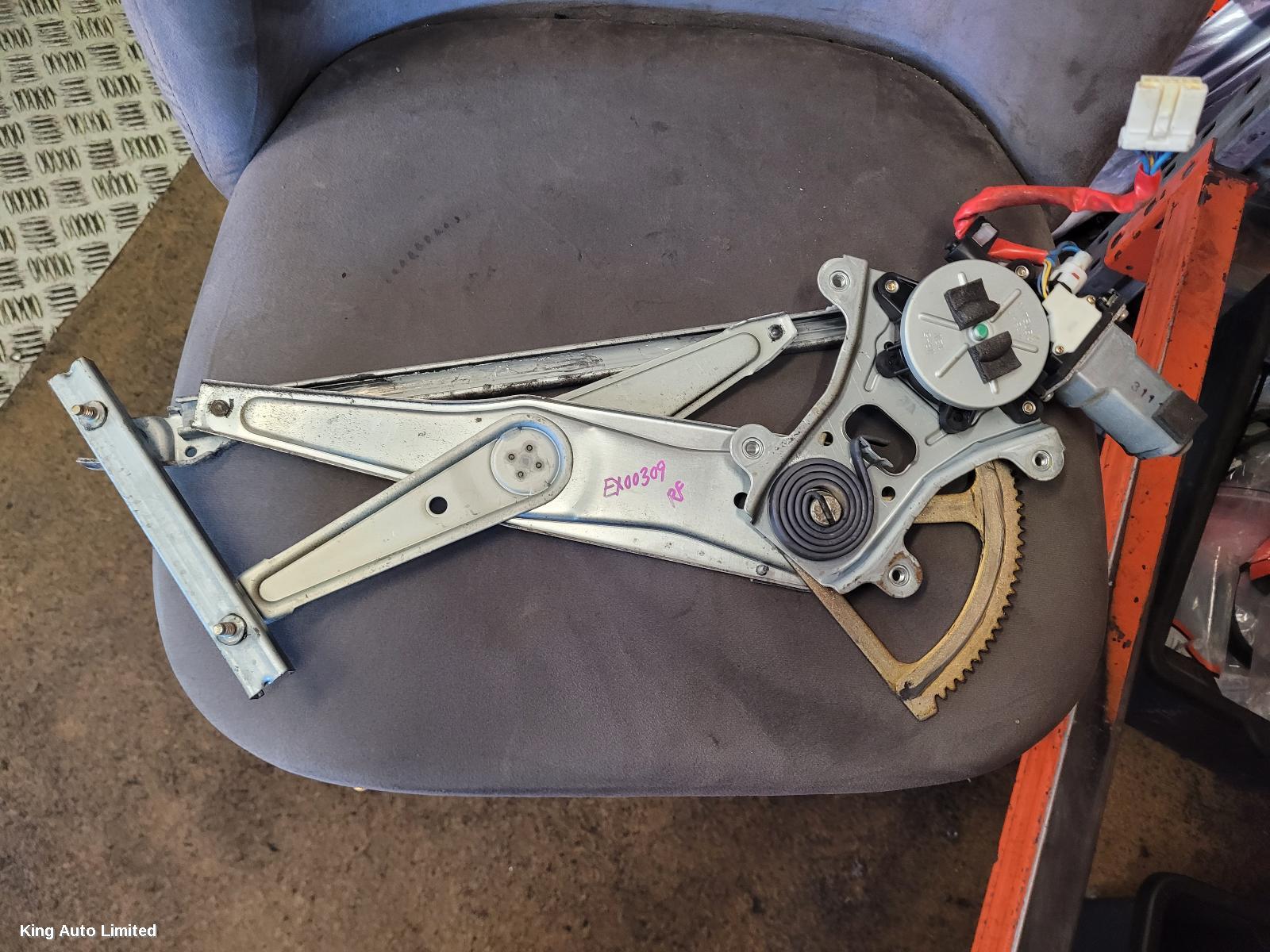 Subaru LIBERTY 2003 Right Front Window Reg/Motor thumbnail 1
