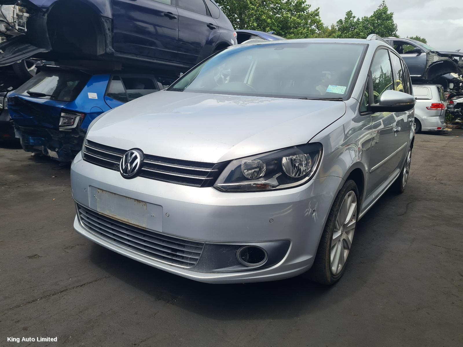 Volkswagen TOURAN (NZ ONLY) 2013 Left Headlamp thumbnail 2