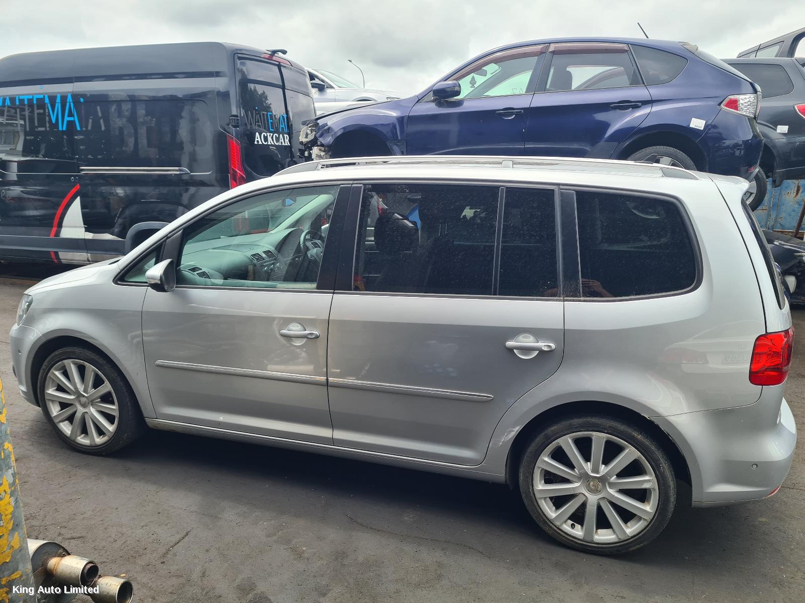 Volkswagen TOURAN (NZ ONLY) 2013 Left Headlamp thumbnail 3
