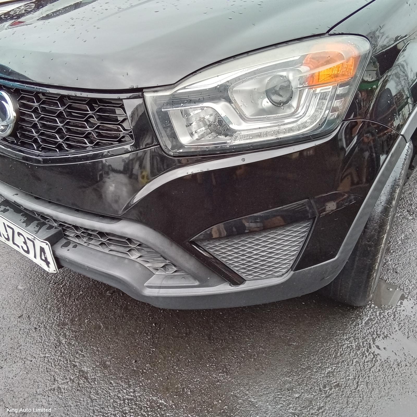 Ssangyong KORANDO 2014 A/C Compressor thumbnail 3