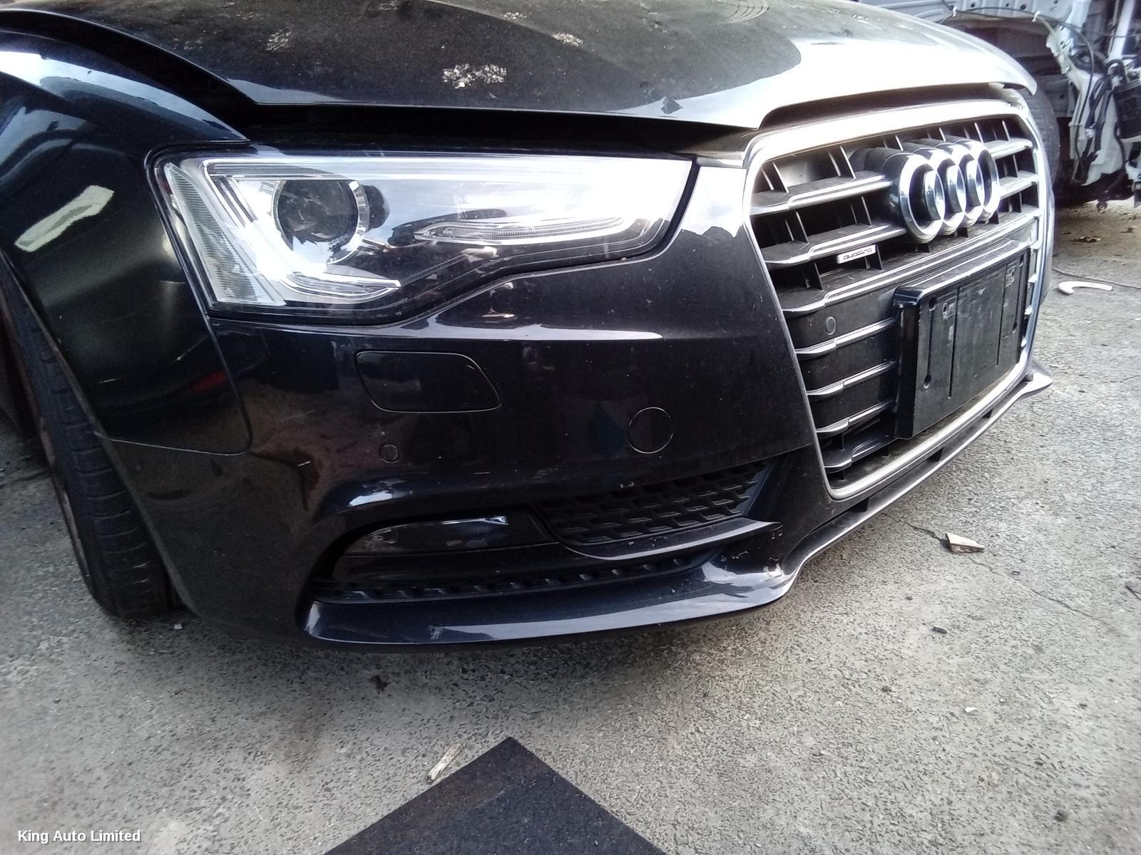 Audi A5 2014 Left Taillight thumbnail 3