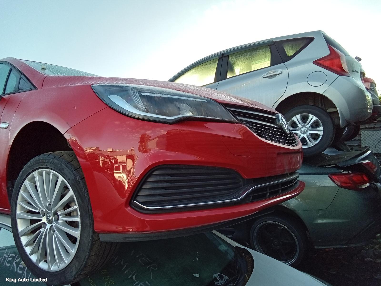 Holden ASTRA 2017 Left Taillight thumbnail 2