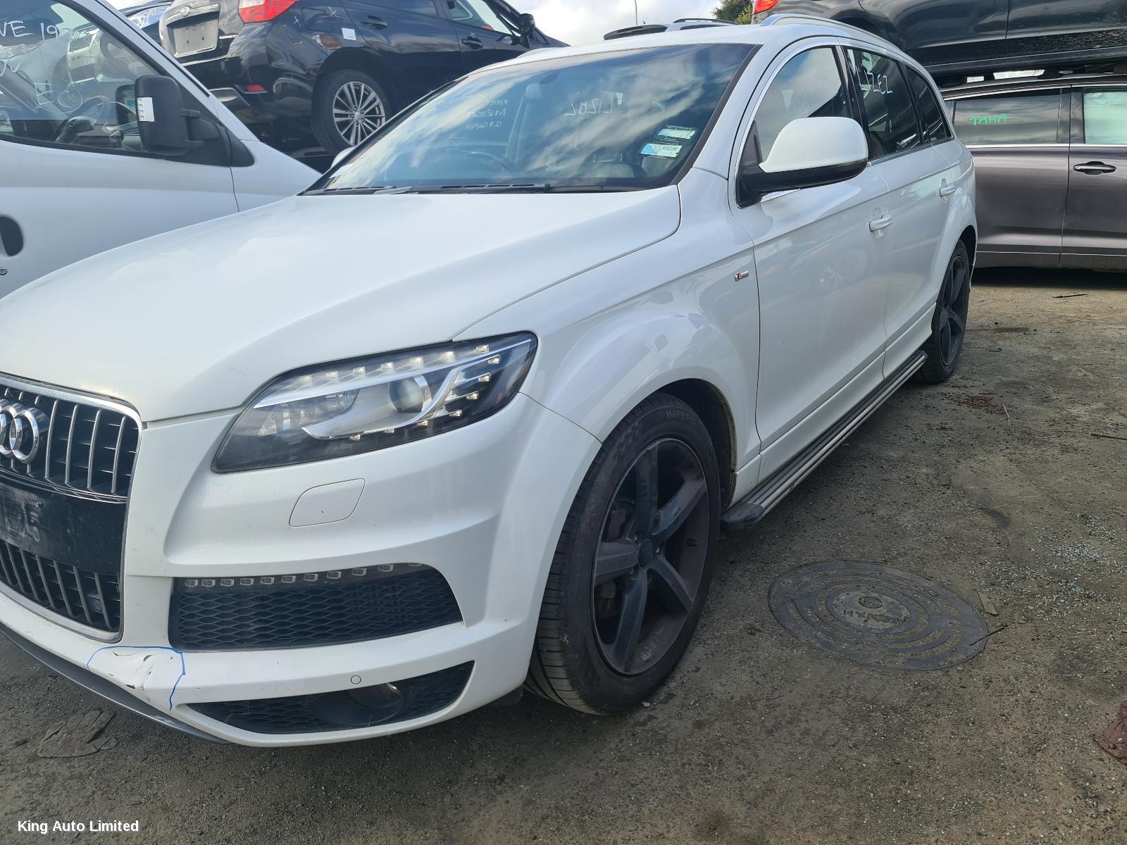 Audi Q7 2013 Left Door Mirror thumbnail 2