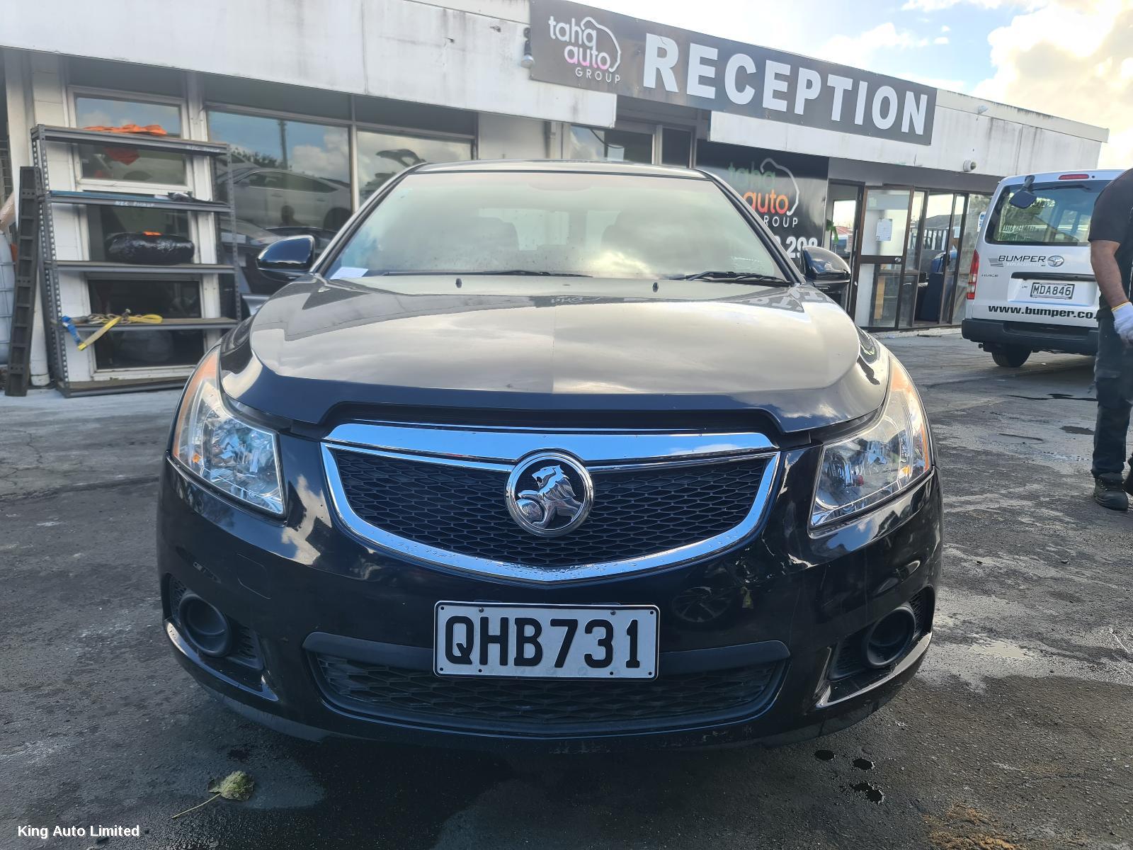 Holden - Holden CRUZE 2011 A/C Compressor