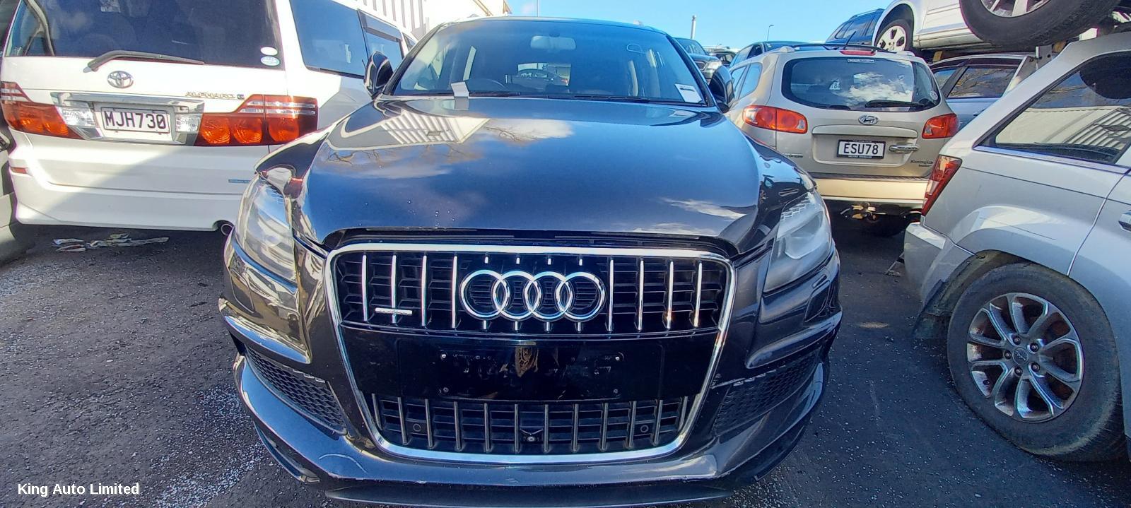Audi Q7 2013 Right Door Mirror thumbnail 1