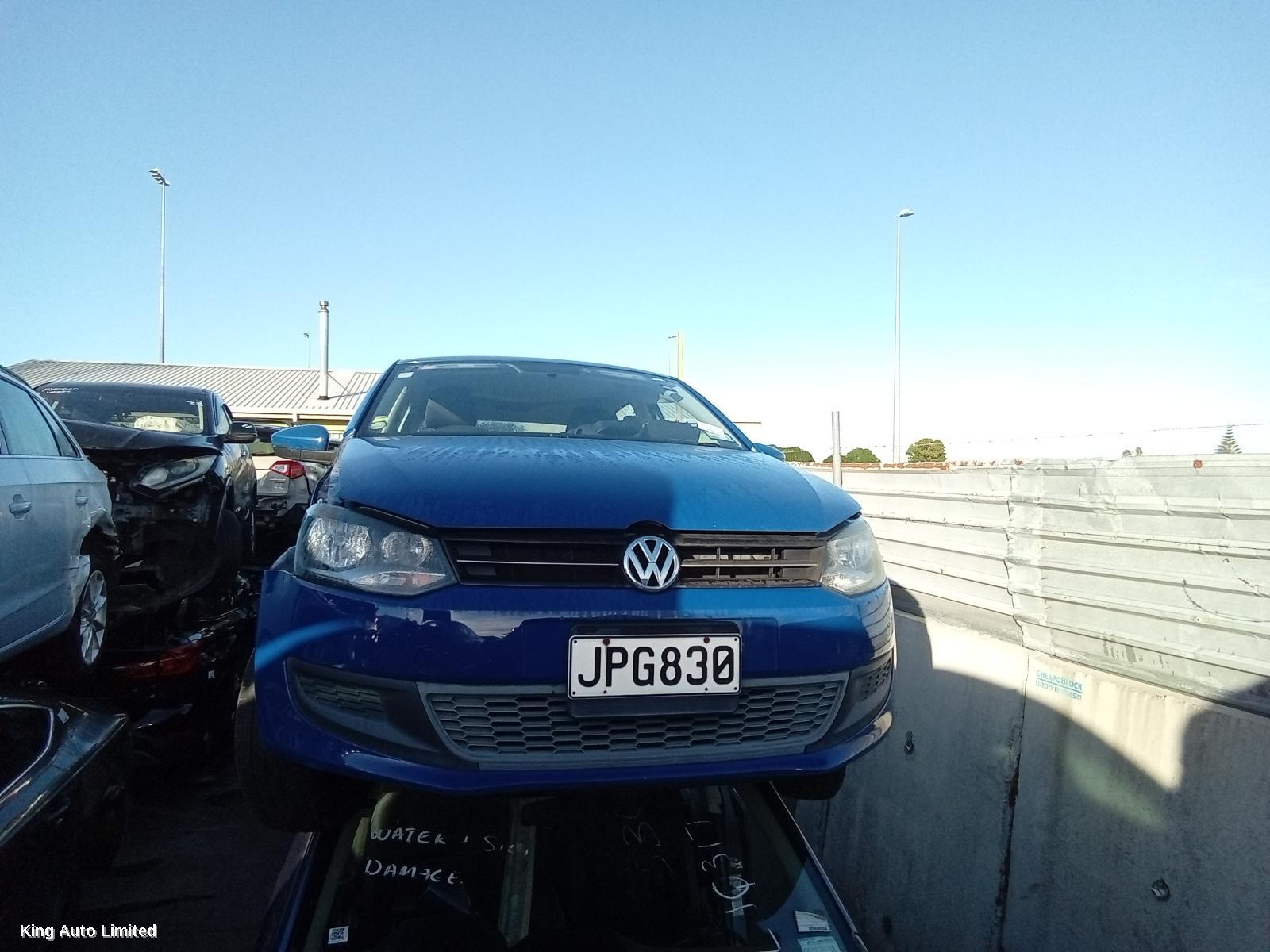 Volkswagen - Volkswagen POLO 2010 Left Headlamp
