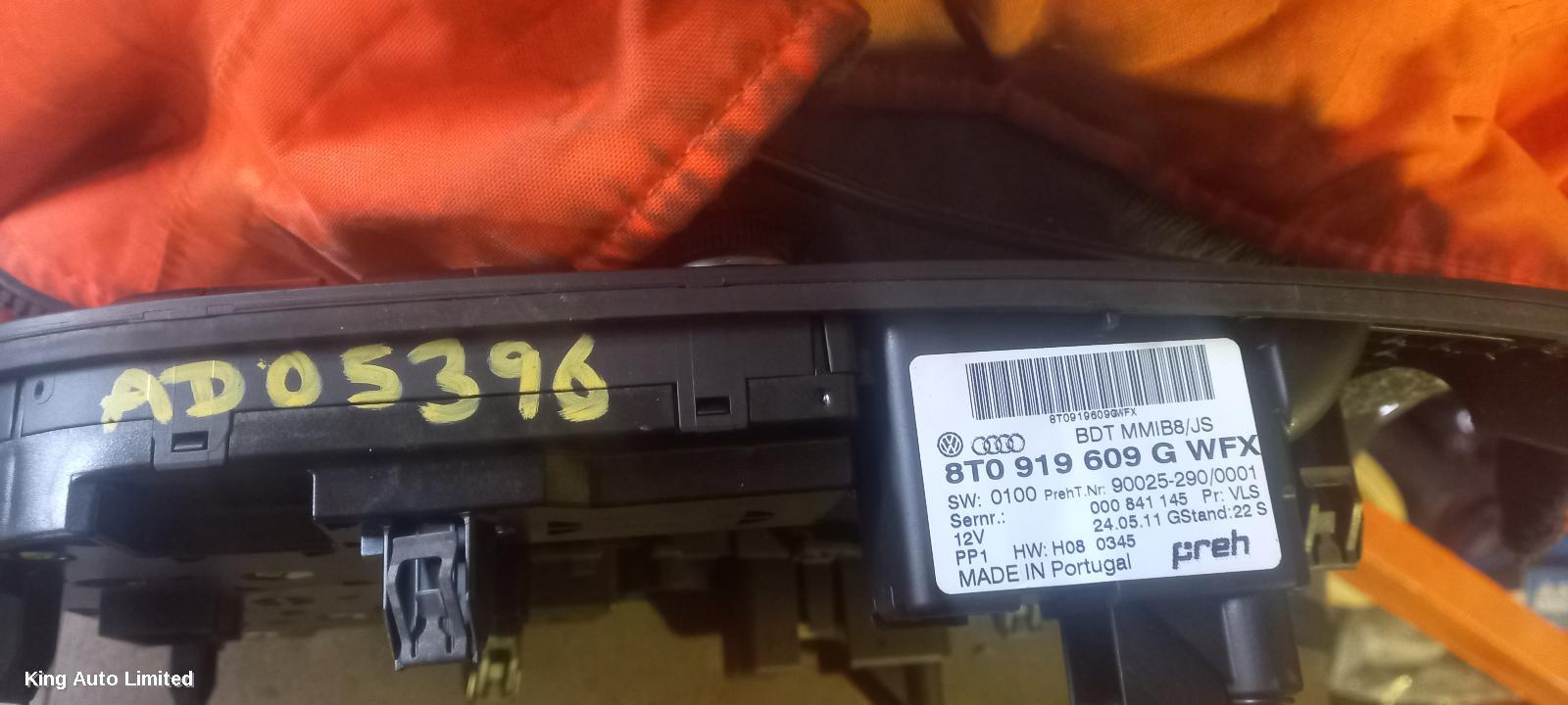 Audi A4 2011 Radio/Cd/Dvd/Sat/Tv thumbnail 2