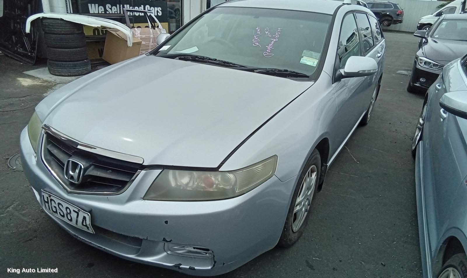 Honda ACCORD 2004 Rear Bumper thumbnail 2