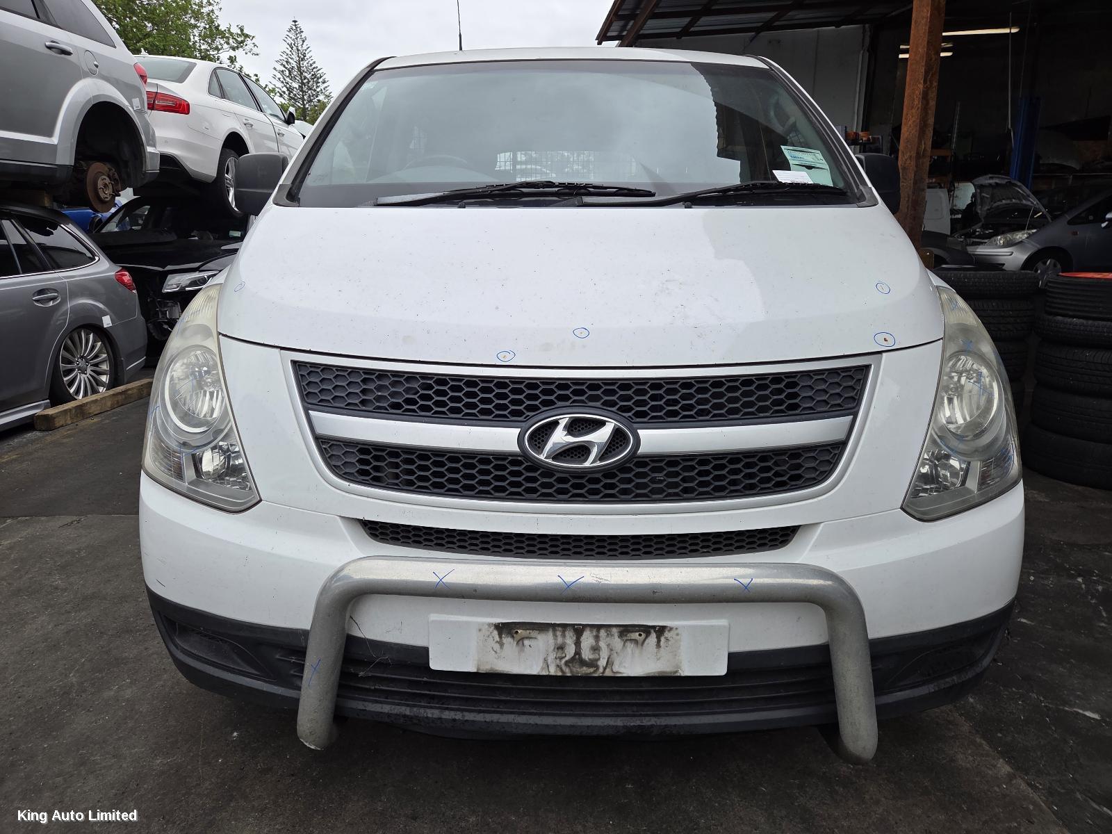 Hyundai ILOAD/IMAX 2008 RIGHT_REAR_DOOR_SLIDING thumbnail 2