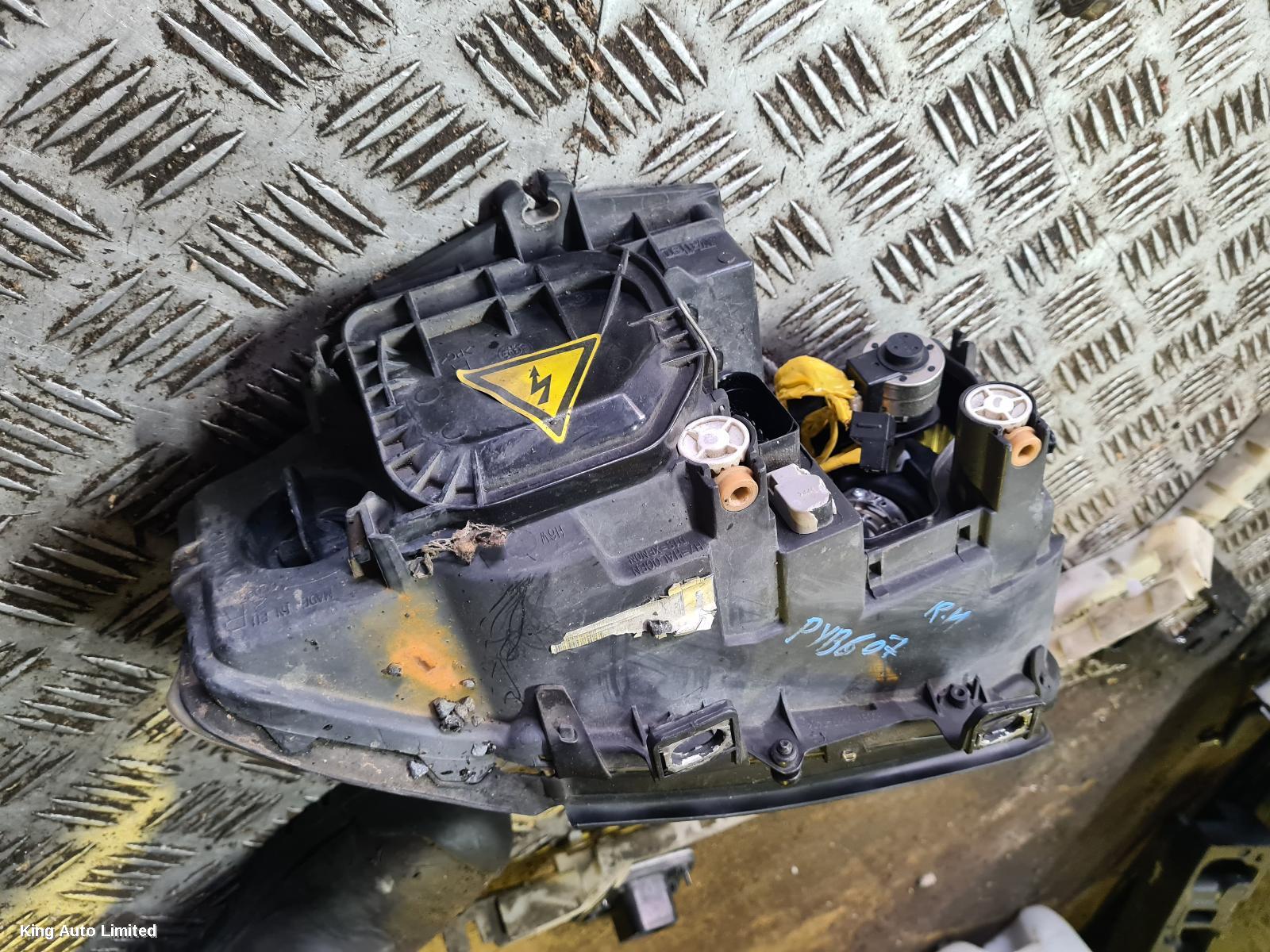 Audi A4 2005 Right Headlamp thumbnail 3