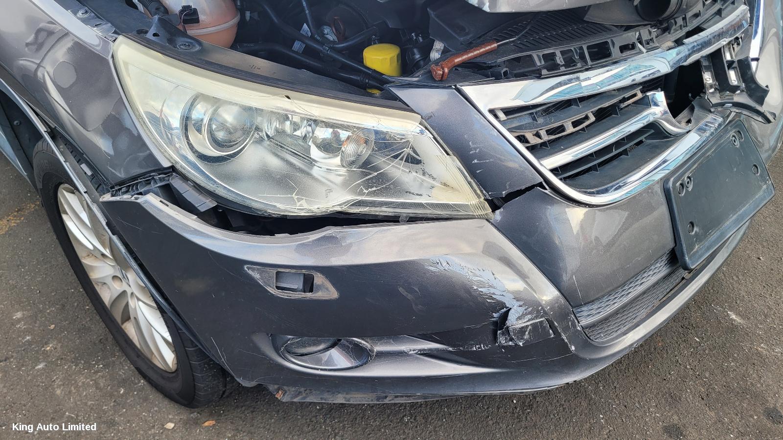 Volkswagen TIGUAN 2011 Rear Garnish thumbnail 3