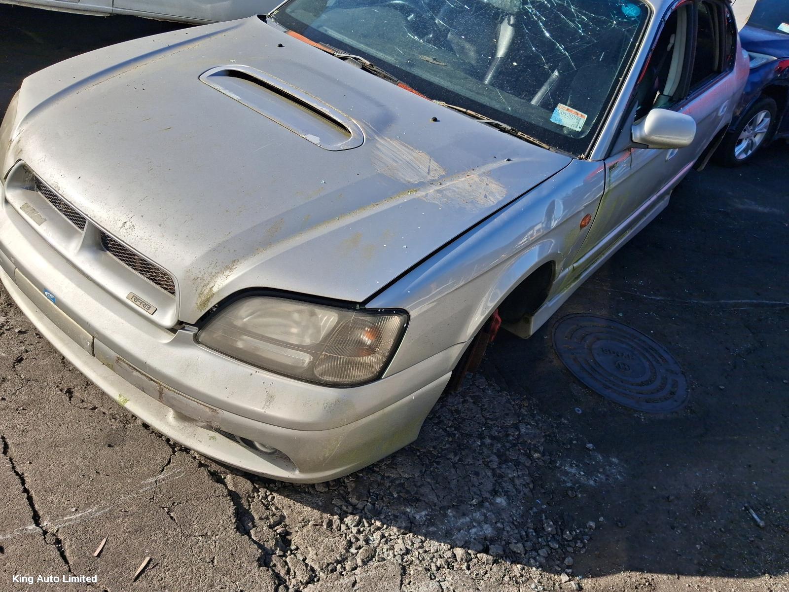 Subaru LIBERTY 2000 Rear Garnish thumbnail 2